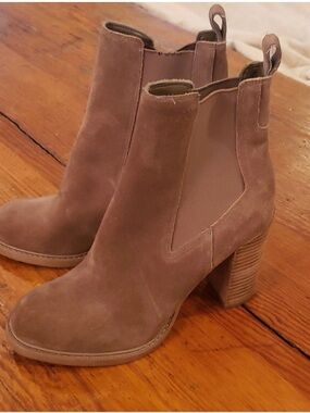 Marc fisher booties